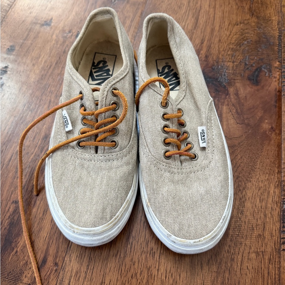 Vans women’s Tan Canvas Sneakers